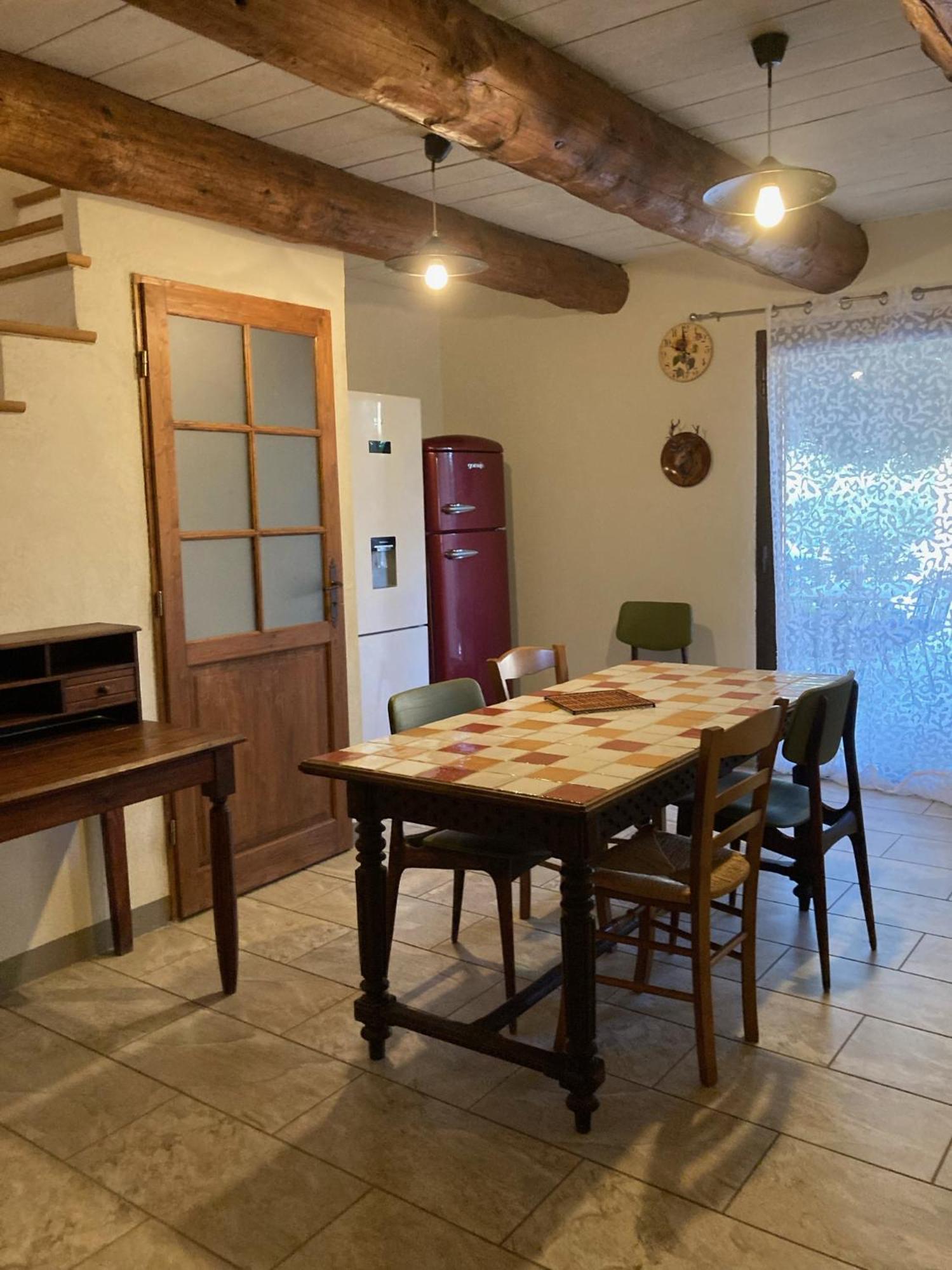 Villa La Petite Garrigue Mérindol Exterior foto